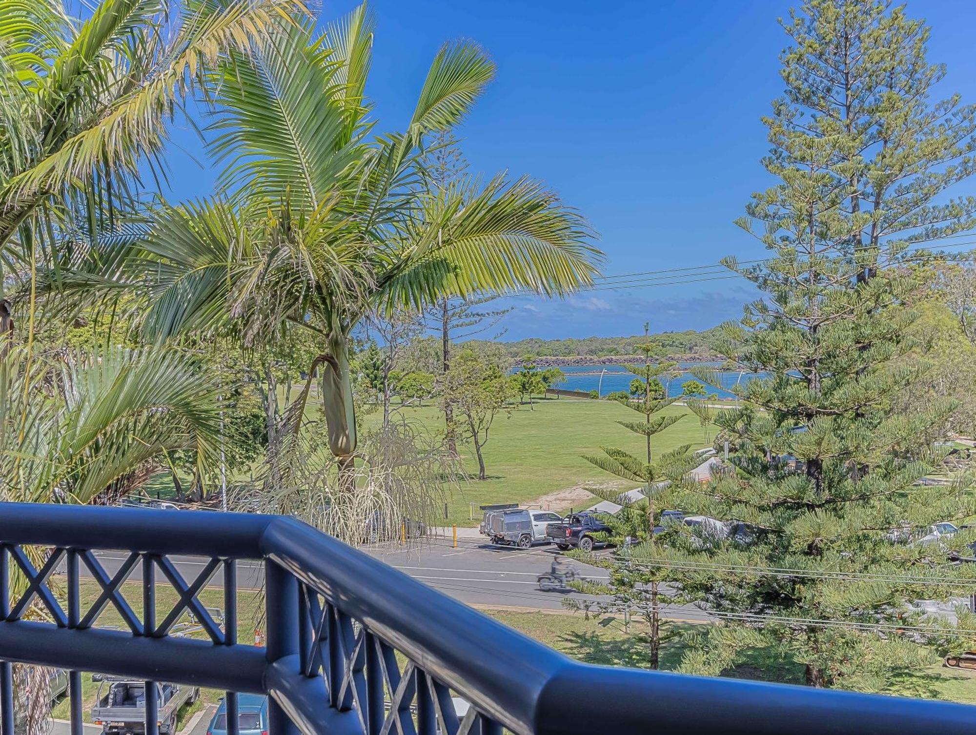 Bella Mare Coolangatta Beachside Apartments Gold Coast Extérieur photo