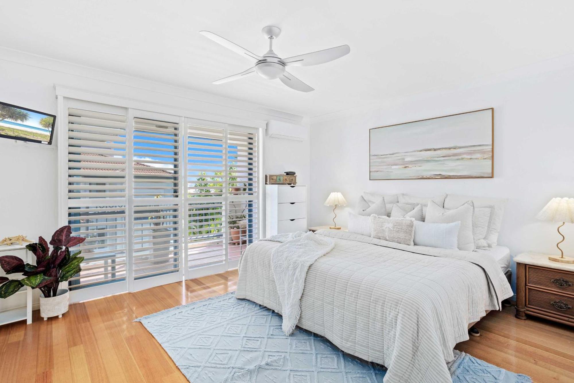 Bella Mare Coolangatta Beachside Apartments Gold Coast Extérieur photo